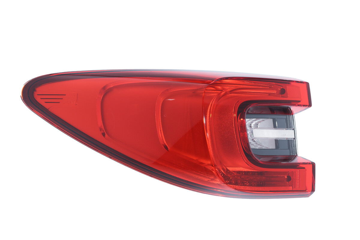 Lampa spate RENAULT KADJAR (HA_, HL_) 1.3 TCe 140 (HLNB, HLN1)  benzina 140 cai VALEO 047269